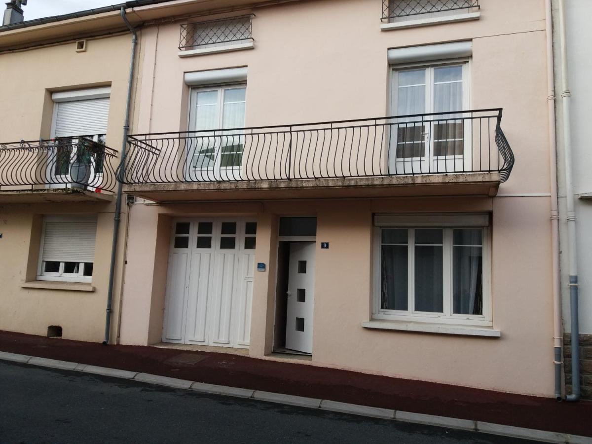 Gite "Les Hortensias" Au Coeur De Lacaune Exterior photo